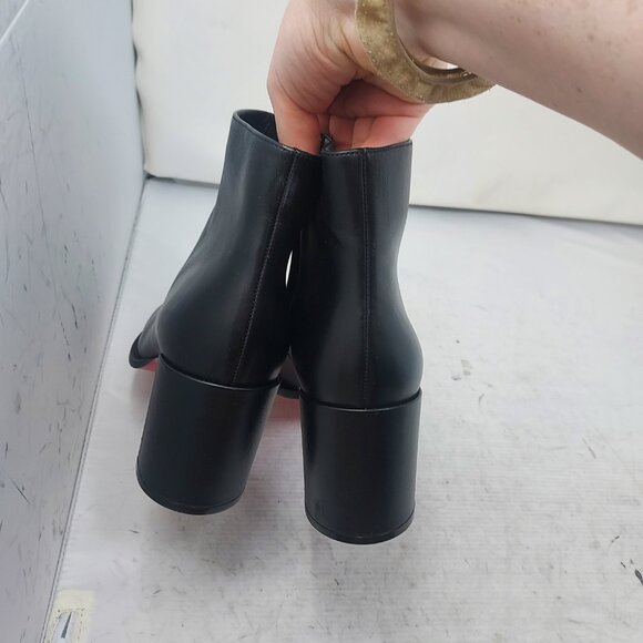 Christian Louboutin Black Heel Adoxa Ankle Boot - Picture 12 of 14